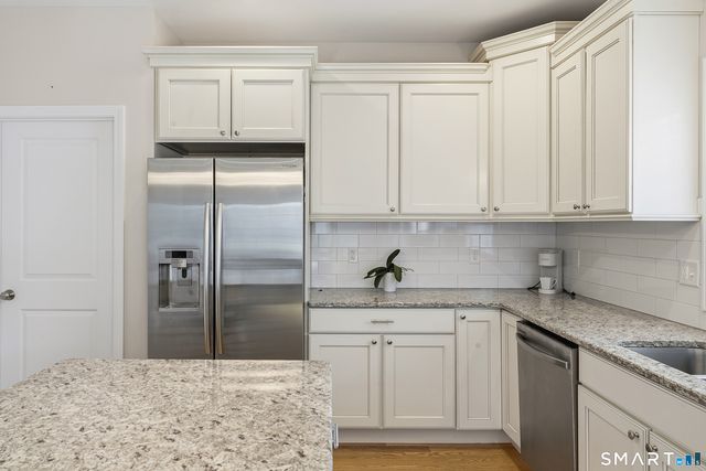 100 Silver Island Way, Berlin, CT 06037
