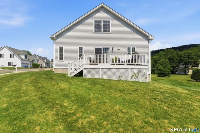100 Silver Island Way, Berlin, CT 06037