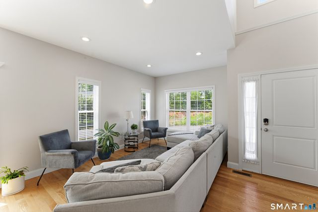 100 Silver Island Way, Berlin, CT 06037