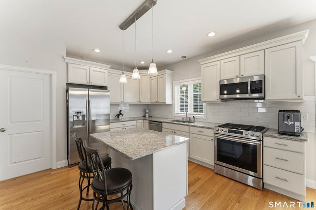 100 Silver Island Way, Berlin, CT 06037