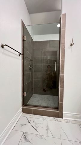 702 Moseley Lane, Greenville, TX 75402