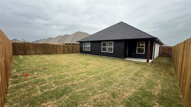 702 Moseley Lane, Greenville, TX 75402