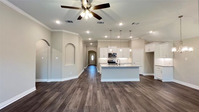 702 Moseley Lane, Greenville, TX 75402