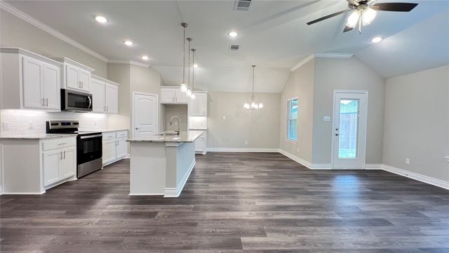 702 Moseley Lane, Greenville, TX 75402