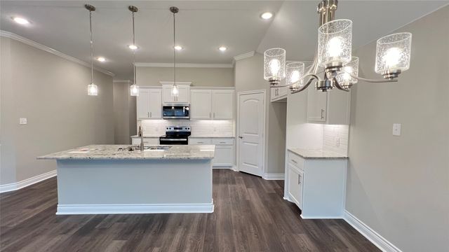 702 Moseley Lane, Greenville, TX 75402