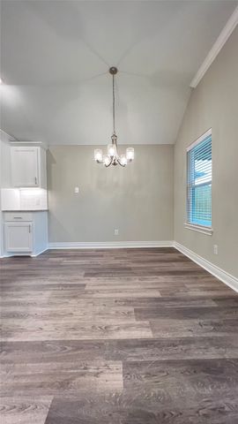 702 Moseley Lane, Greenville, TX 75402