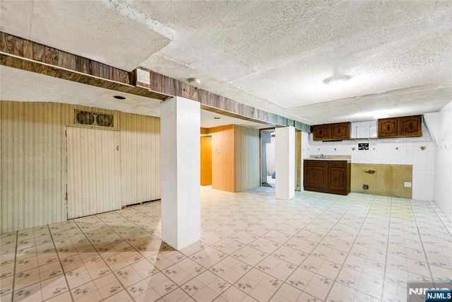 85-87 Kearney Street, Paterson, NJ 07522