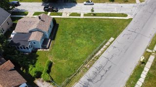 104 Noble Street, La Porte, IN 46350
