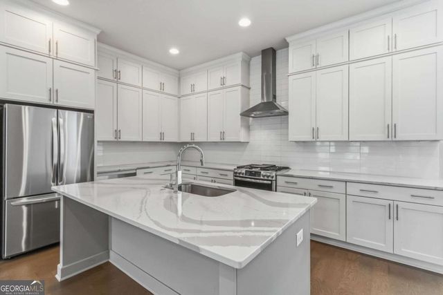 828 Constellation Drive, Decatur, GA 30033