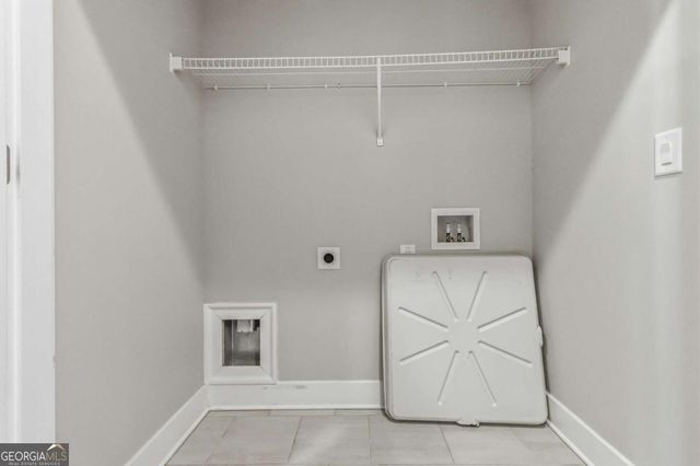 828 Constellation Drive, Decatur, GA 30033