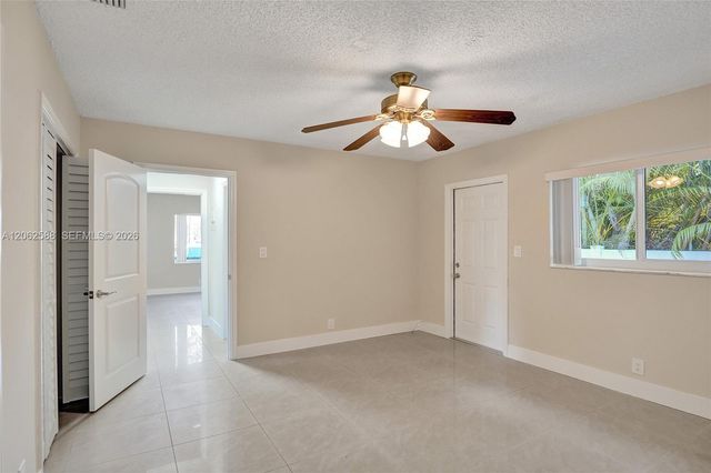 920 SW 28th St 1-2, Fort Lauderdale, FL 33315