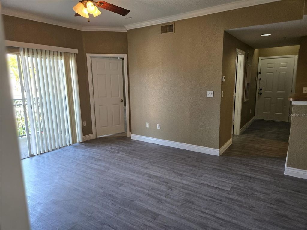 Image 11 of property listing at 3702 PALM DESERT LANE 5422, Orlando, FL 32839