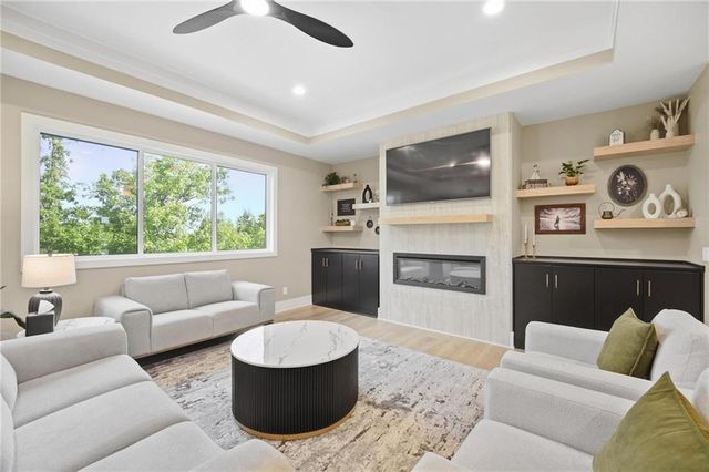 202 E Maple Street, Lone Jack, MO 64070