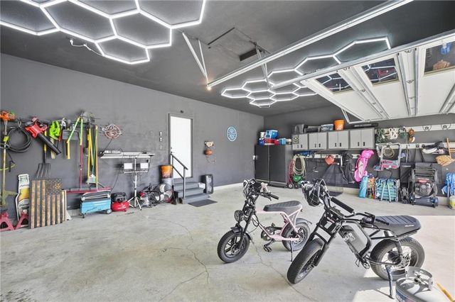 202 E Maple Street, Lone Jack, MO 64070