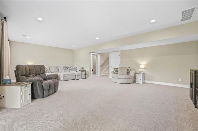 202 E Maple Street, Lone Jack, MO 64070