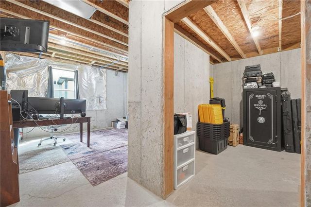 202 E Maple Street, Lone Jack, MO 64070