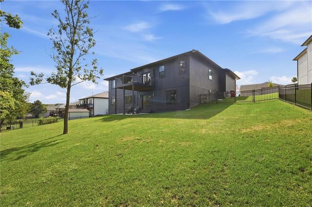 202 E Maple Street, Lone Jack, MO 64070