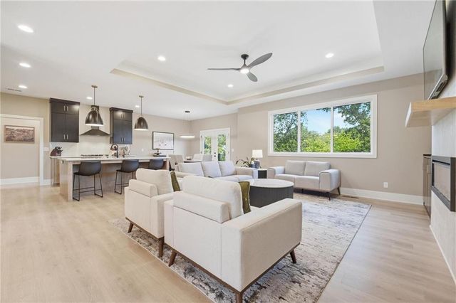 202 E Maple Street, Lone Jack, MO 64070