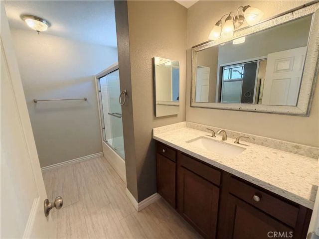 30001 Vacation, Canyon Lake, CA 92587