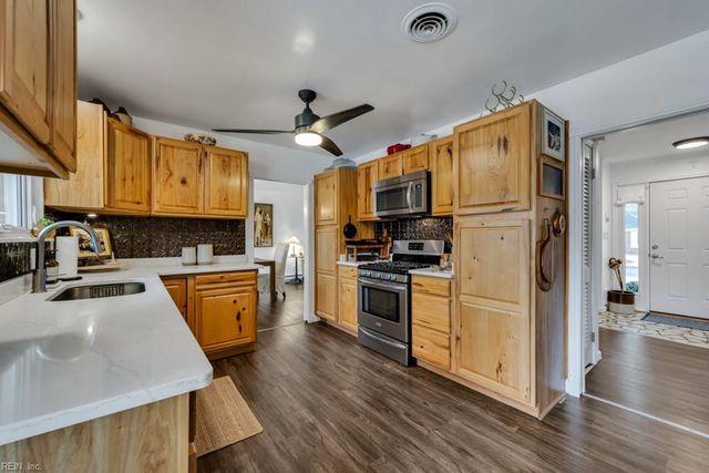 2945 Replica LN, Portsmouth, VA 23703