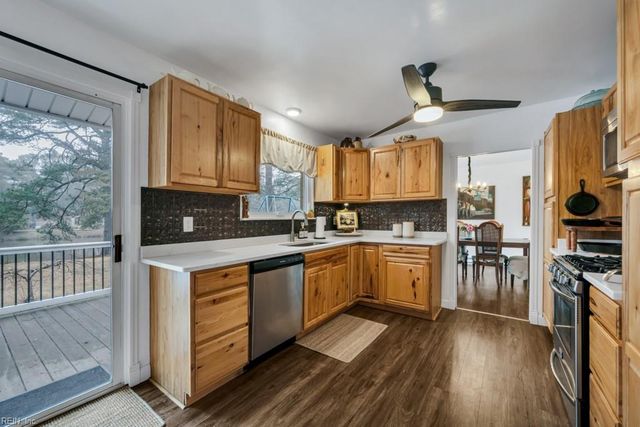 2945 Replica LN, Portsmouth, VA 23703