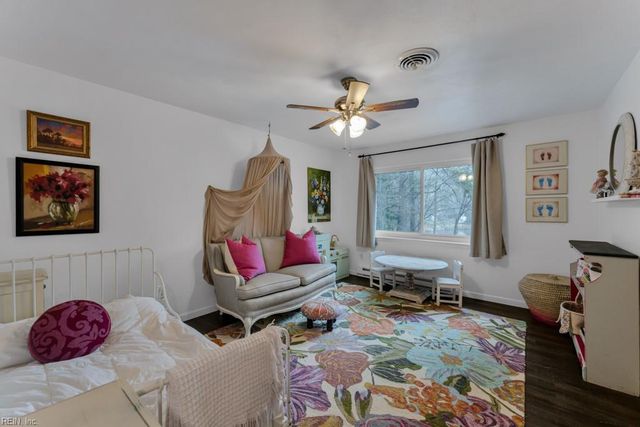 2945 Replica LN, Portsmouth, VA 23703