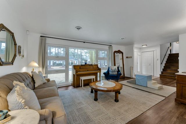 2945 Replica LN, Portsmouth, VA 23703