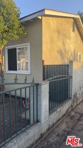 1204 E Smith Place, Long Beach, CA 90806