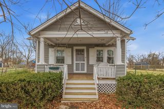 13 GLENWOOD AVE, Norristown, PA 19403