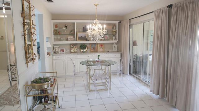 5223 VILLA MAJORCA COURT 29, Sarasota, FL 34235