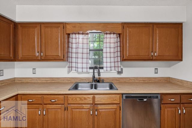 409 Hines Drive, Hinesville, GA 31313