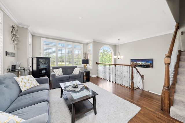 17946 Fountain Circle, Orland Park, IL 60467