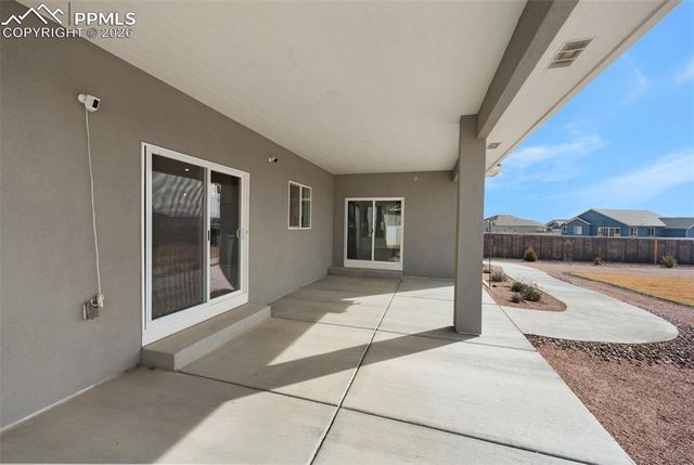 671 N Snyder Drive, Pueblo, CO 81007