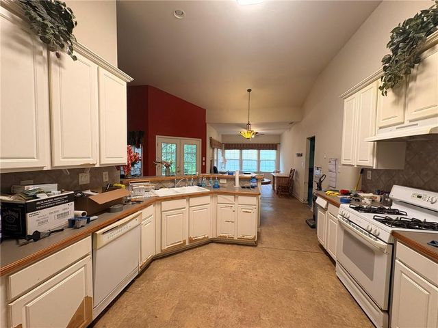 1148 Whithers Drive, Lawrenceville, GA 30045