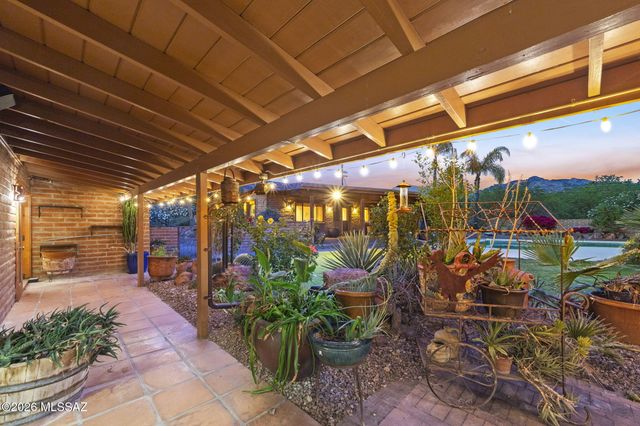 7032 N Vía Pisa, Tucson, AZ 85704