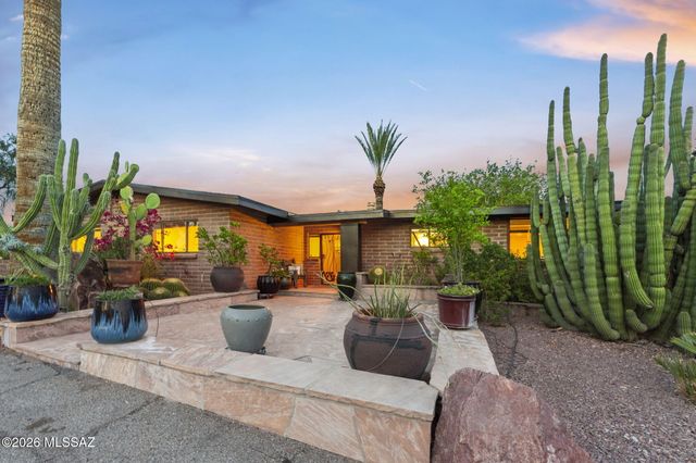 7032 N Vía Pisa, Tucson, AZ 85704