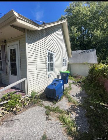 1815 Mack Road, Buena Vista Charter Township, MI 48601
