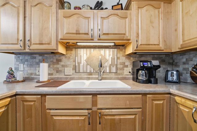 24 RIVERSIDE COURT, Fond Du Lac, WI 54935