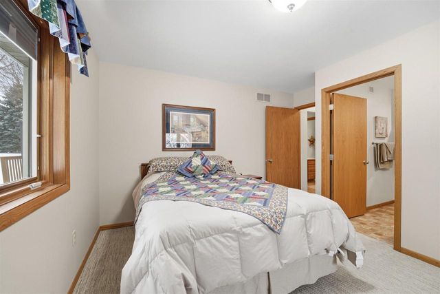 24 RIVERSIDE COURT, Fond Du Lac, WI 54935