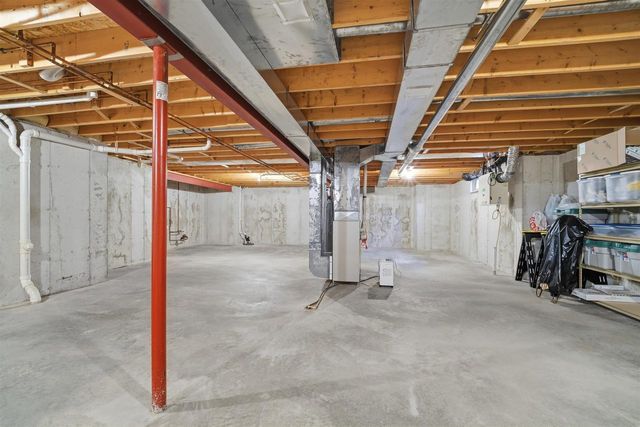 24 RIVERSIDE COURT, Fond Du Lac, WI 54935