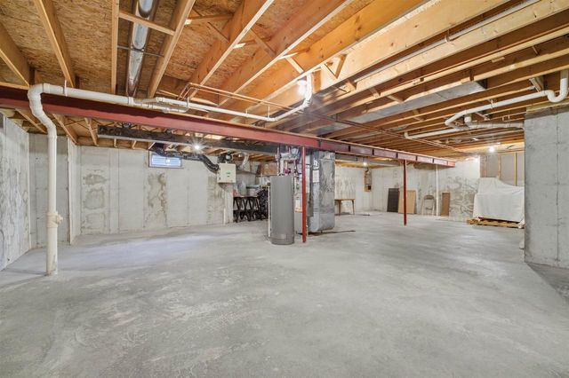 24 RIVERSIDE COURT, Fond Du Lac, WI 54935