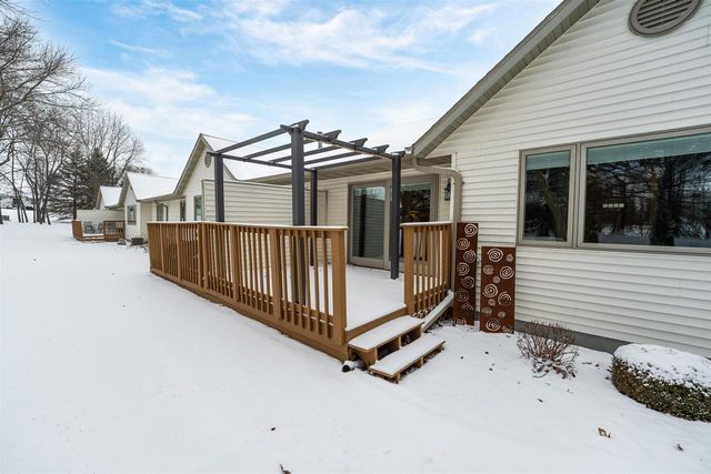 24 RIVERSIDE COURT, Fond Du Lac, WI 54935