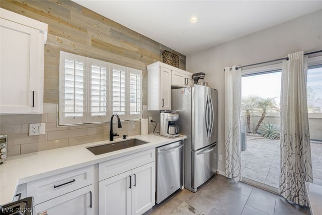 3270 Mystic Ridge Court, Las Vegas, NV 89129