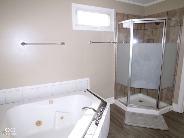 1215 Iowa Street, Columbus, IN 47201