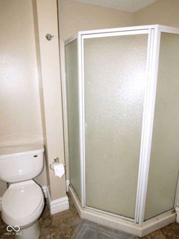 1215 Iowa Street, Columbus, IN 47201