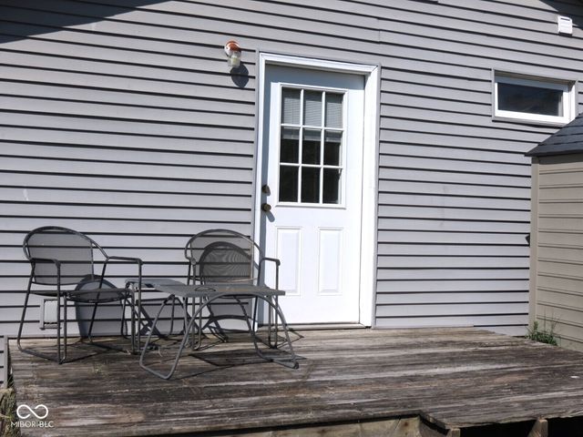 1215 Iowa Street, Columbus, IN 47201