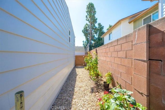 1701 Thornburg St, Santa Maria, CA 93458