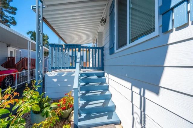 1701 Thornburg St, Santa Maria, CA 93458