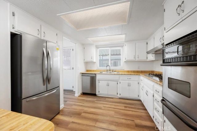 1701 Thornburg St, Santa Maria, CA 93458