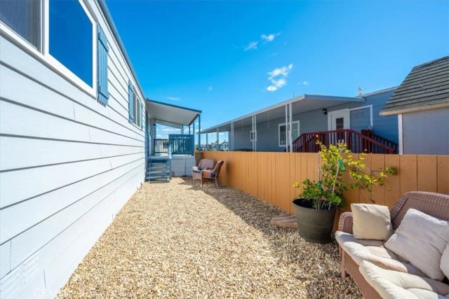 1701 Thornburg St, Santa Maria, CA 93458